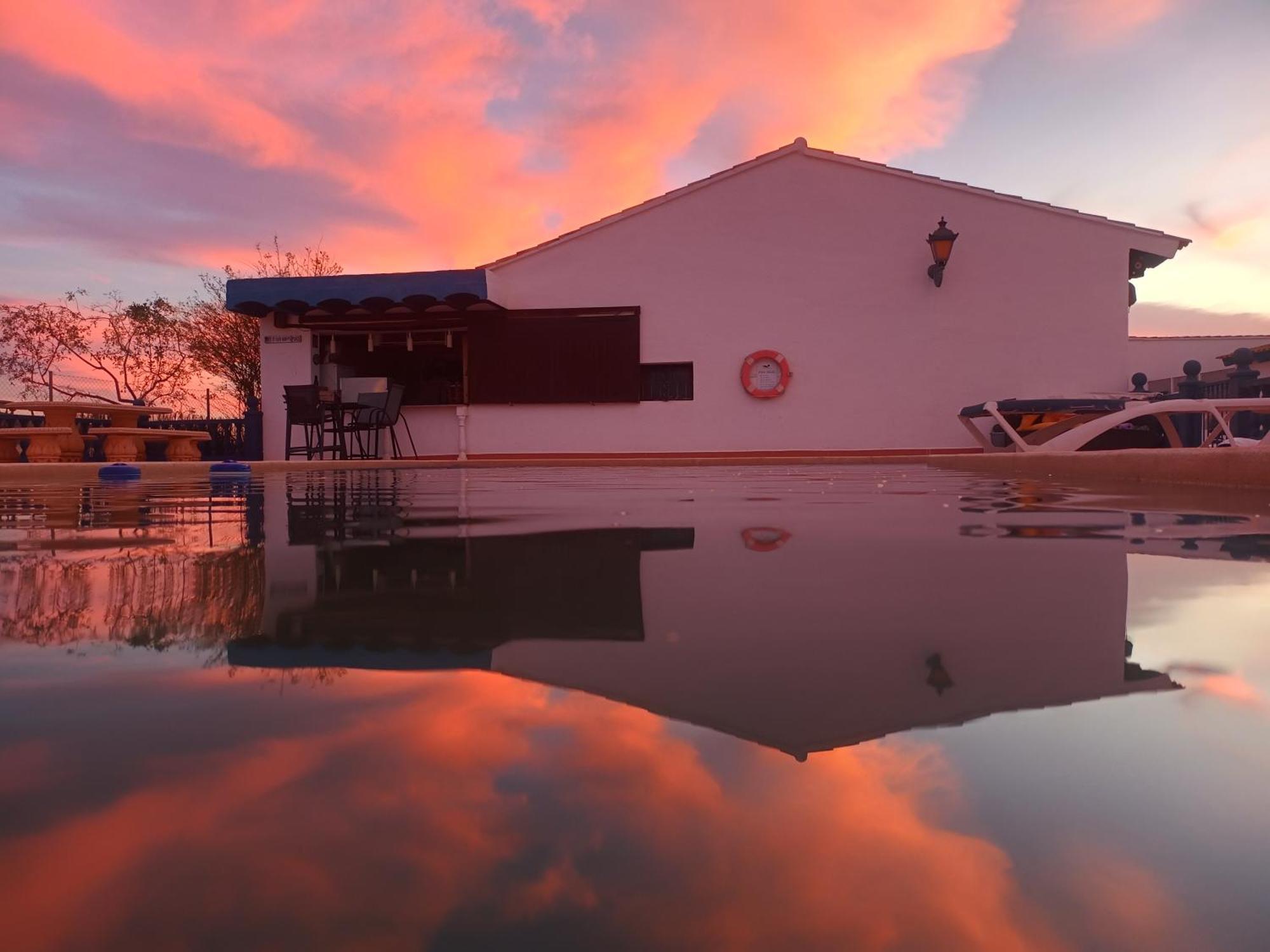 El Oasis Morado Apartment Lorca  Bagian luar foto